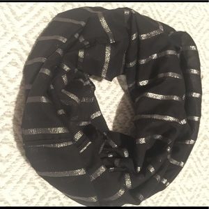 Aerie Infinity Scarf